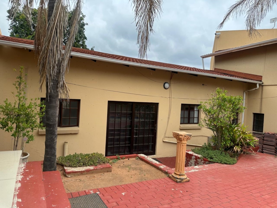 9 Bedroom Property for Sale in Safari Gardens North West